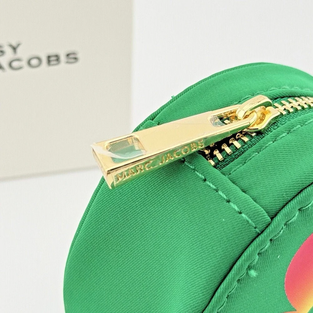 Marc Jacobs Daisy Wild Round Coin Pouch Green Floral Keychain 3.5